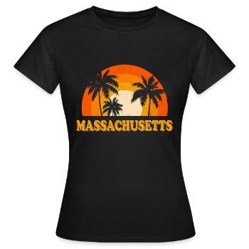 Massachusetts - Frauen T-Shirt - Schwarz - Vorne - AI Model Female 172 dark (172cm)