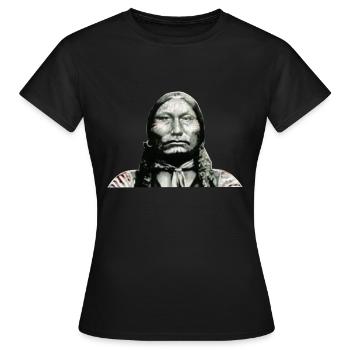 Indianer - Frauen T-Shirt - Schwarz - Vorne - AI Model Female 172 dark (172cm)