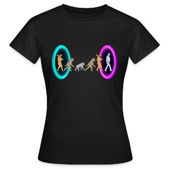 L’évolution à travers les portails - T-shirt Femme - noir - Devant - AI Model Female 172 dark (172cm)