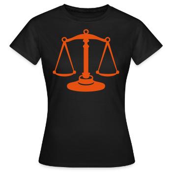 Gleichgewicht der Gerechtigkeit 5 - Frauen T-Shirt - Schwarz - Vorne - AI Model Female 172 dark (172cm)