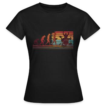 Batteur Evolution Trommeln - Frauen T-Shirt - Schwarz - Vorne - AI Model Female 172 dark (172cm)