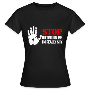 Arrêtez de me draguer, je suis timide - T-shirt Femme - noir - Devant - AI Model Female 172 dark (172cm)