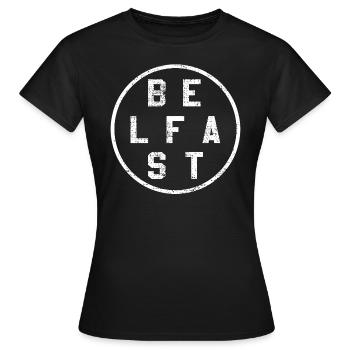 Nordirland Belfast - Frauen T-Shirt - Schwarz - Vorne - AI Model Female 172 dark (172cm)