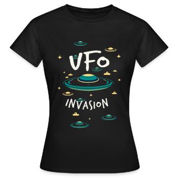 Ufo Invasion - Women's T-Shirt - black - Front - AI Model Female 172 dark (172cm)