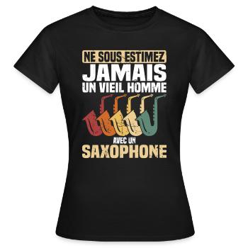 Un vieil homme avec un saxophone - T-shirt Femme - noir - Devant - AI Model Female 172 dark (172cm)