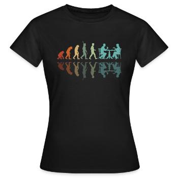 Développement des échecs - T-shirt Femme - noir - Devant - AI Model Female 172 dark (172cm)