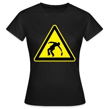 Vorsicht Betrunken - Frauen T-Shirt - Schwarz - Vorne - AI Model Female 172 dark (172cm)