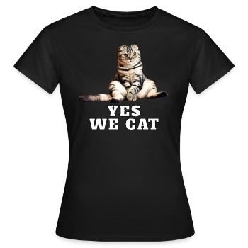 Katze – Yes We Cat - Frauen T-Shirt - Schwarz - Vorne - AI Model Female 172 dark (172cm)