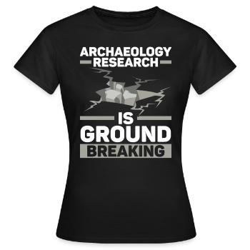 La recherche archéologique est un fossile révolutionnaire - T-shirt Femme - noir - Devant - AI Model Female 172 dark (172cm)