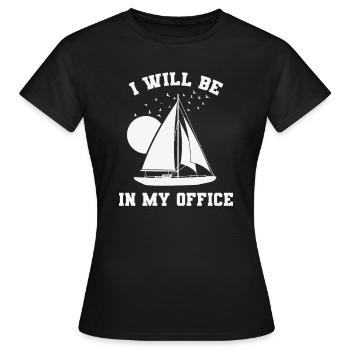Je serai dans mon bureau Sailing Boat Sport - T-shirt Femme - noir - Devant - AI Model Female 172 dark (172cm)