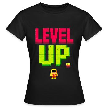 Level Up Pixelheld Retro - Frauen T-Shirt - Schwarz - Vorne - AI Model Female 172 dark (172cm)