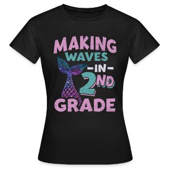 2. Klasse Schulkind Mädchen - Frauen T-Shirt - Schwarz - Vorne - AI Model Female 172 dark (172cm)
