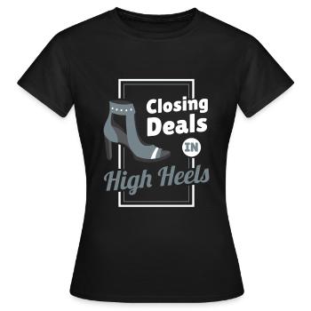 Conclure des affaires dans la mode des talons hauts - T-shirt Femme - noir - Devant - AI Model Female 172 dark (172cm)