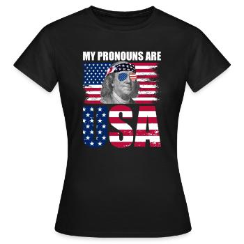 Meine Pronomen sind USA Franklin Patriotic 4. Juli - Frauen T-Shirt - Schwarz - Vorne - AI Model Female 172 dark (172cm)