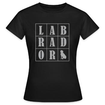 Labrador Chien Labrador - T-shirt Femme - noir - Devant - AI Model Female 172 dark (172cm)