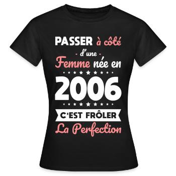 Geboren 2006 – Naht der Perfektion näher - Frauen T-Shirt - Schwarz - Vorne - AI Model Female 172 dark (172cm)