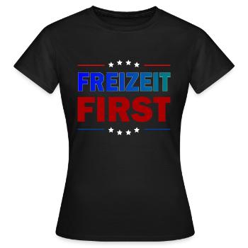 Freizeit First - Frauen T-Shirt - Schwarz - Vorne - AI Model Female 172 dark (172cm)