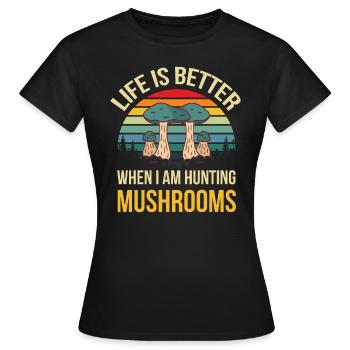 Cueilleurs de champignons et amis champignons - T-shirt Femme - noir - Devant - AI Model Female 172 dark (172cm)