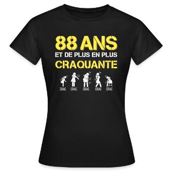 88 ans Femme humour mamie - T-shirt Femme - noir - Devant - AI Model Female 172 dark (172cm)