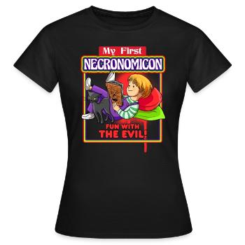 Blackcraft First Necronomicon Spaß mit dem Bösen - Frauen T-Shirt - Schwarz - Vorne - AI Model Female 172 dark (172cm)