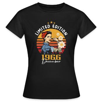 Dezember 1966 Geburtstagsgeschenk Dezember 1966 - Frauen T-Shirt - Schwarz - Vorne - AI Model Female 172 dark (172cm)
