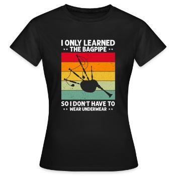 Dudelsack für Dudelsackspieler und Schotten - Frauen T-Shirt - Schwarz - Vorne - AI Model Female 172 dark (172cm)