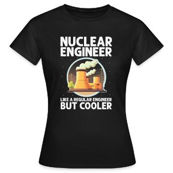 Nuklearingenieur für Kernkraftwerk und Kernenergie - Frauen T-Shirt - Schwarz - Vorne - AI Model Female 172 dark (172cm)
