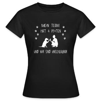 Team 4 Pfoten unschlagbar - Frauen T-Shirt - Schwarz - Vorne - AI Model Female 172 dark (172cm)