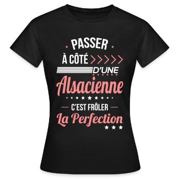 Alsacienne - Frôler la perfection - Alsace - T-shirt Femme - noir - Devant - AI Model Female 172 dark (172cm)