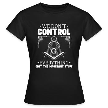 Conspiracy theories Conspiracy theorists - Women's T-Shirt - black - Front - AI Model Female 172 dark (172cm)