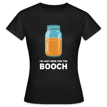 Benefits of Kombucha for Brewer Maker Tea Lover - Women's T-Shirt - black - Front - AI Model Female 172 dark (172cm)