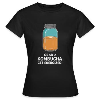 Benefits of Kombucha for Brewer Maker Tea Lover - Women's T-Shirt - black - Front - AI Model Female 172 dark (172cm)