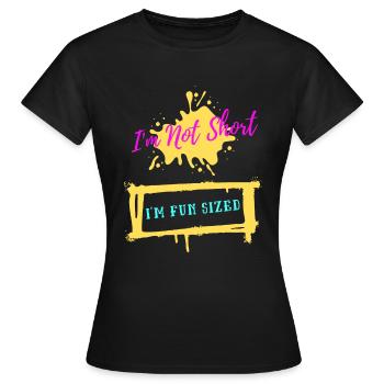 Je ne suis pas court Je suis amusant Taille Drôle Personne courte - T-shirt Femme - noir - Devant - AI Model Female 172 dark (172cm)