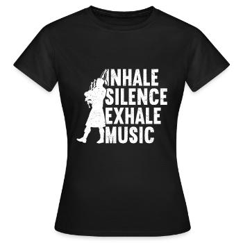 Bagpipe Bagpiper Bagpipes - Women's T-Shirt - black - Front - AI Model Female 172 dark (172cm)