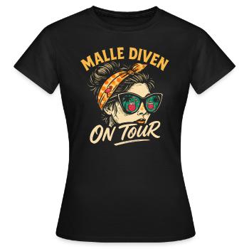 Mallorca Party Spruch Lustig Malle Diven On Tour - Frauen T-Shirt - Schwarz - Vorne - AI Model Female 172 dark (172cm)