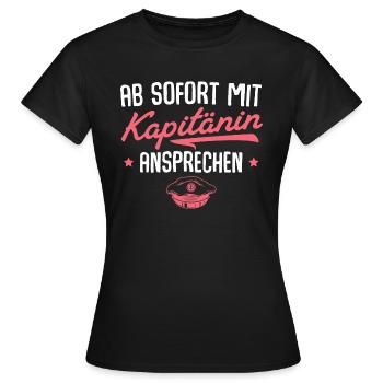 Seglerin Bootsführerschein bestanden Kapitänin - Frauen T-Shirt - Schwarz - Vorne - AI Model Female 172 dark (172cm)