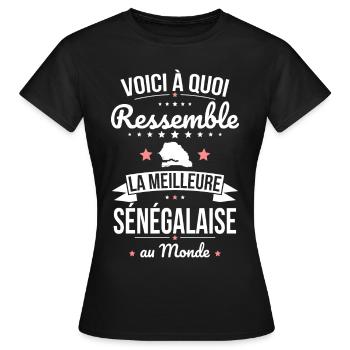 Voici à quoi ressemble la meilleure Sénégalaise - T-shirt Femme - noir - Devant - AI Model Female 172 dark (172cm)