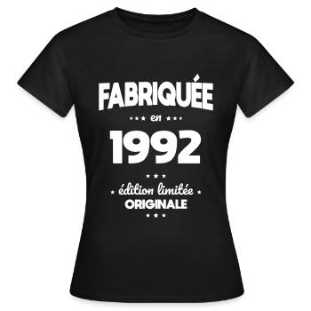 Anniversaire 30 ans - Fabriquée en 1992 - T-shirt Femme - noir - Devant - AI Model Female 172 dark (172cm)
