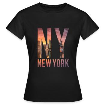 New York City Skyline Amérique - T-shirt Femme - noir - Devant - AI Model Female 172 dark (172cm)