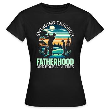Vatertag Golfspieler Golfer Vaterschaft - Frauen T-Shirt - Schwarz - Vorne - AI Model Female 172 dark (172cm)