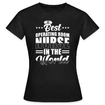 OP Krankenschwester - Frauen T-Shirt - Schwarz - Vorne - AI Model Female 172 dark (172cm)
