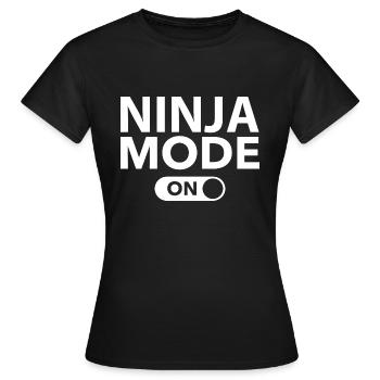 Ninja-Modus ein - Frauen T-Shirt - Schwarz - Vorne - AI Model Female 172 dark (172cm)