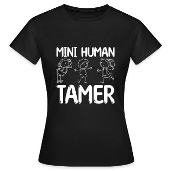 Au Pair Fille Maternelle Nounou - T-shirt Femme - noir - Devant - AI Model Female 172 dark (172cm)