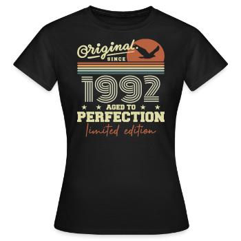 Original 1992 Geburtstagsgeschenk 1992 Retro 1992 - Frauen T-Shirt - Schwarz - Vorne - AI Model Female 172 dark (172cm)