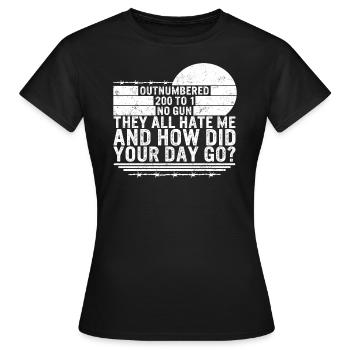 Chemise d’agent correctionnel, numérotée de 200 pour 1 - T-shirt Femme - noir - Devant - AI Model Female 172 dark (172cm)