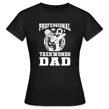 Taekwondo Taekwondo Vater - Frauen T-Shirt - Schwarz - Vorne - AI Model Female 172 dark (172cm)