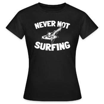 Windsurfen Windsurfer - Frauen T-Shirt - Schwarz - Vorne - AI Model Female 172 dark (172cm)