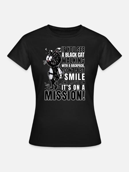 Lustige Katze mit Rucksack-„Auf Mission“ Cartoon - Frauen T-Shirt - Schwarz
