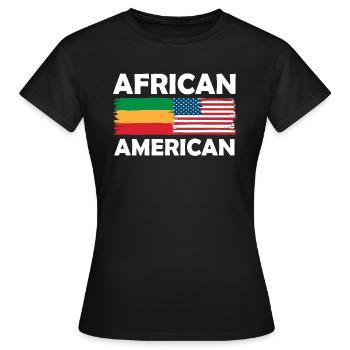 Drapeau de la fierté des racines afro-américaines - T-shirt Femme - noir - Devant - AI Model Female 172 dark (172cm)