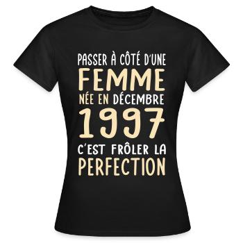 Anniversaire 25 ans - Née en Décembre 1997 - T-shirt Femme - noir - Devant - AI Model Female 172 dark (172cm)